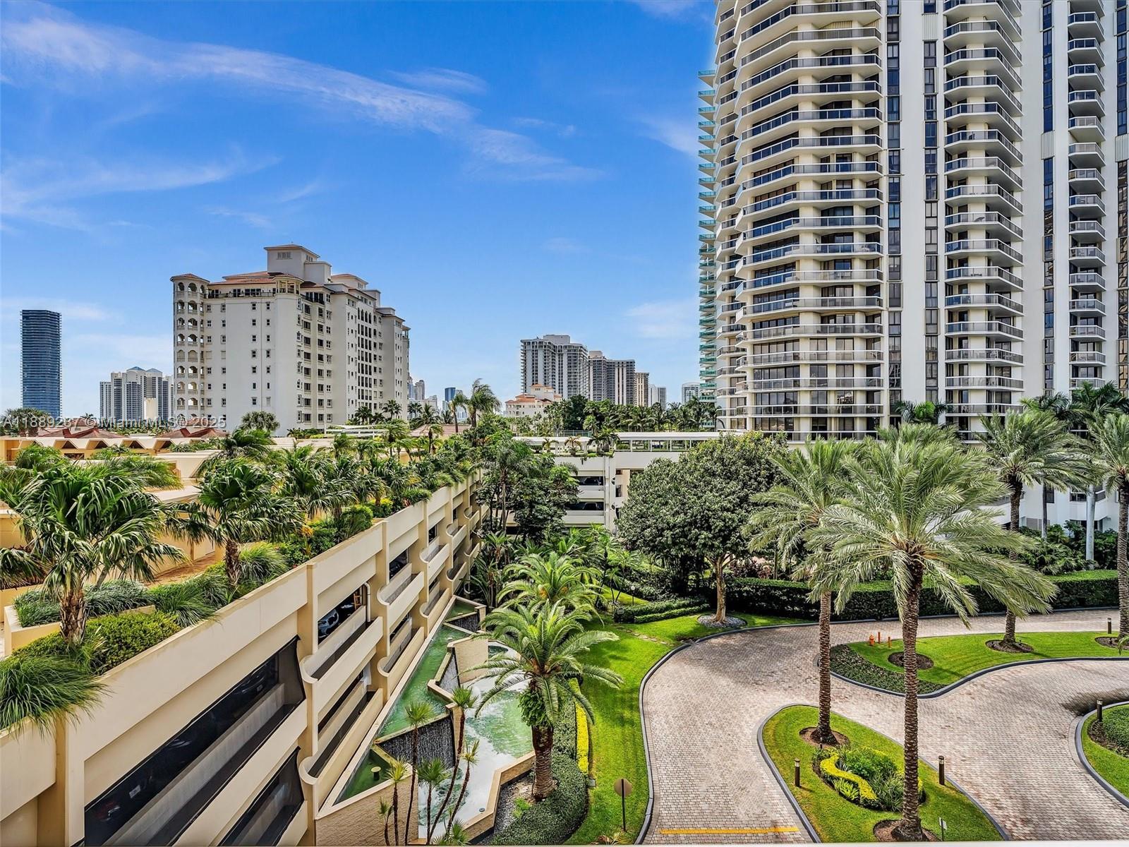 TERRACES NORTH TURNBERRY - Residential