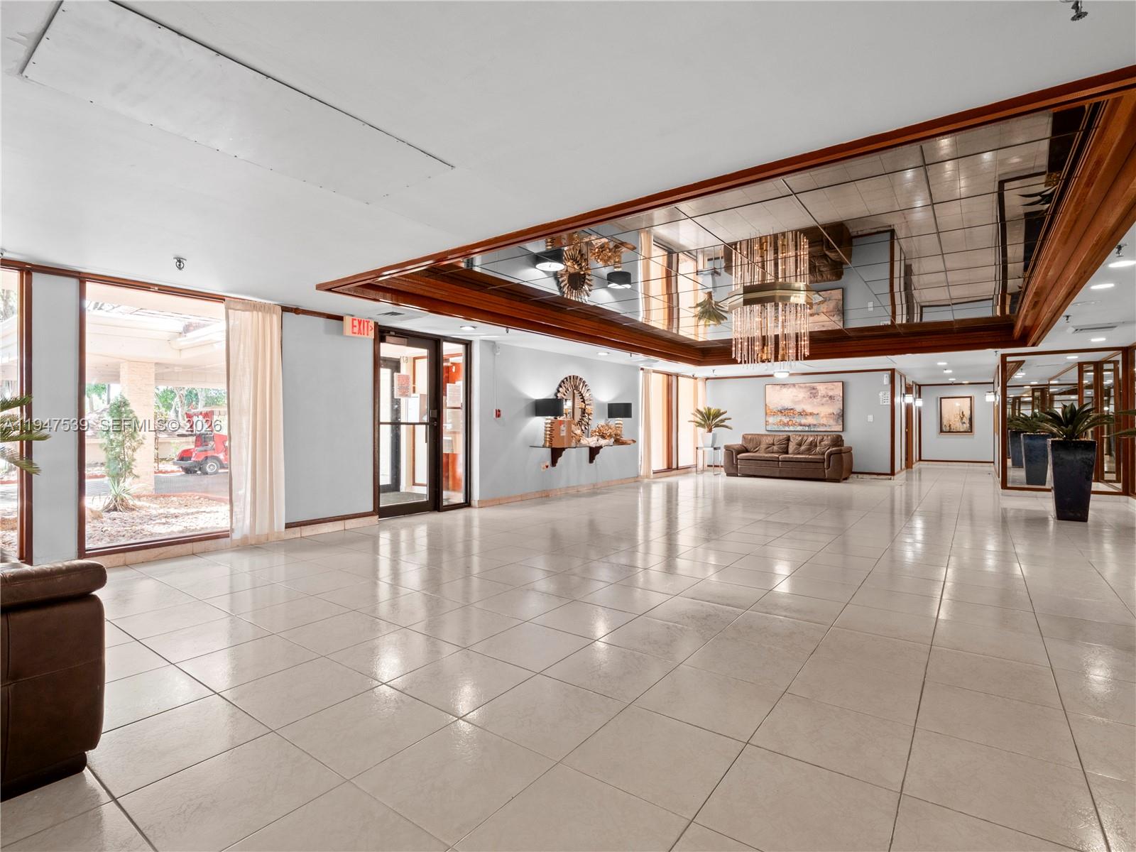 CEDAR GLENN CONDO APTS EA - Residential