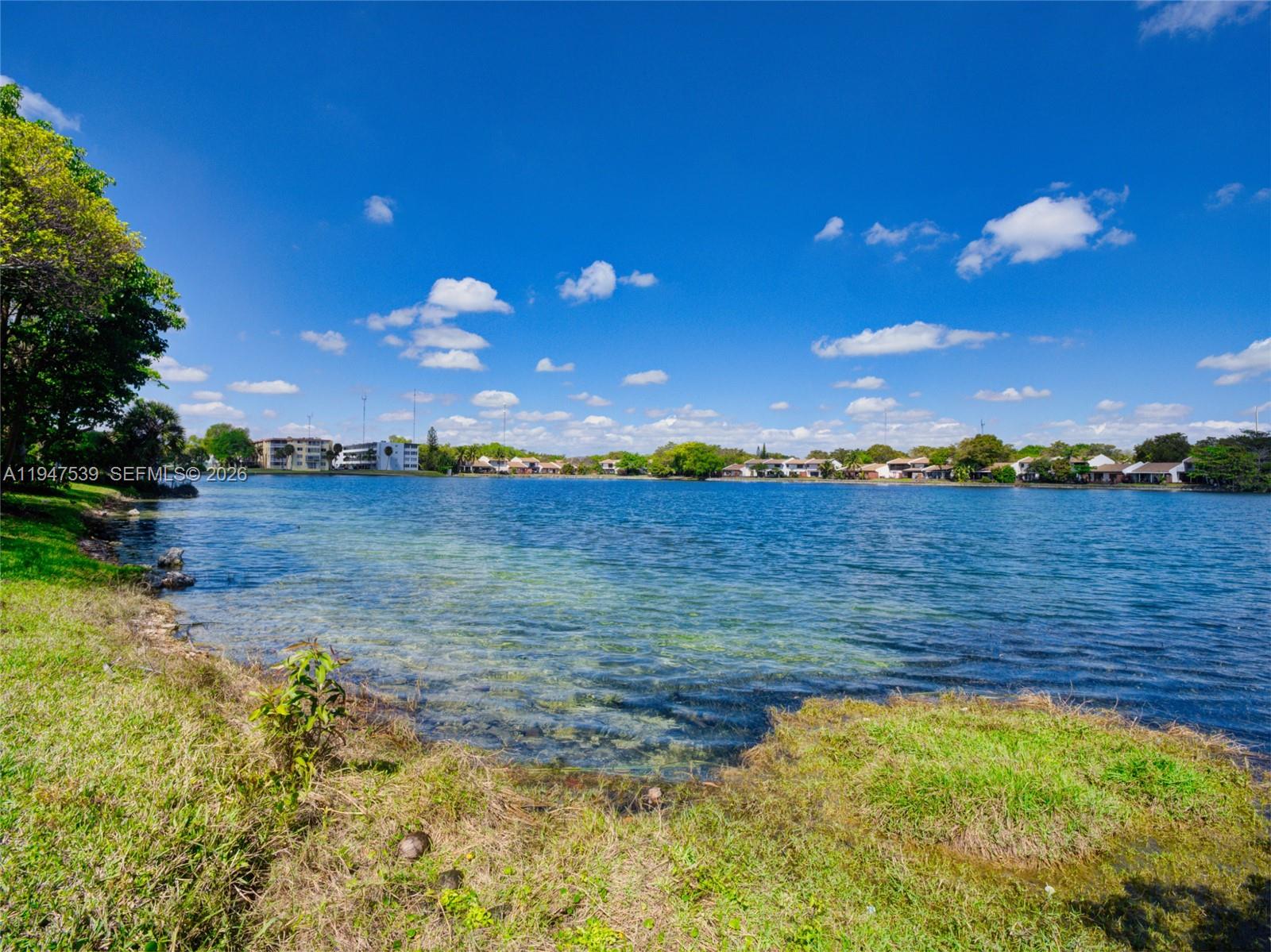 CEDAR GLENN CONDO APTS EA - Residential