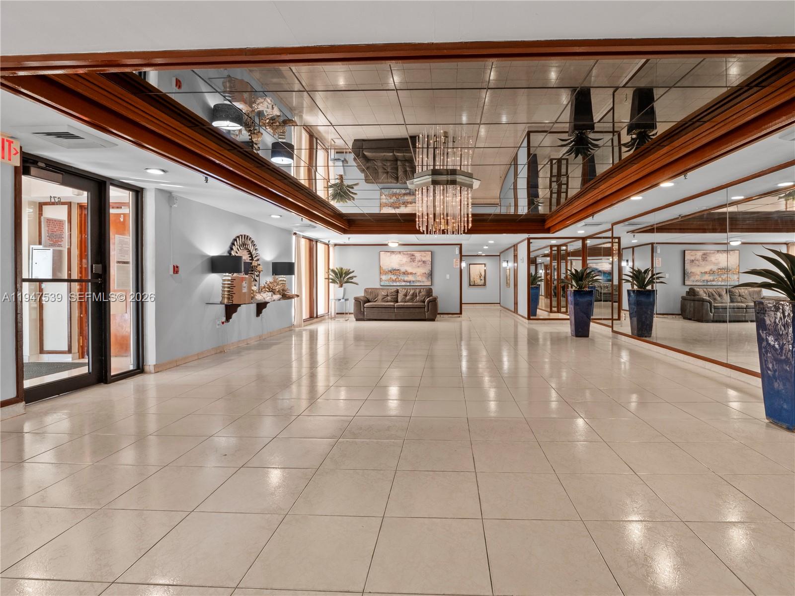 CEDAR GLENN CONDO APTS EA - Residential