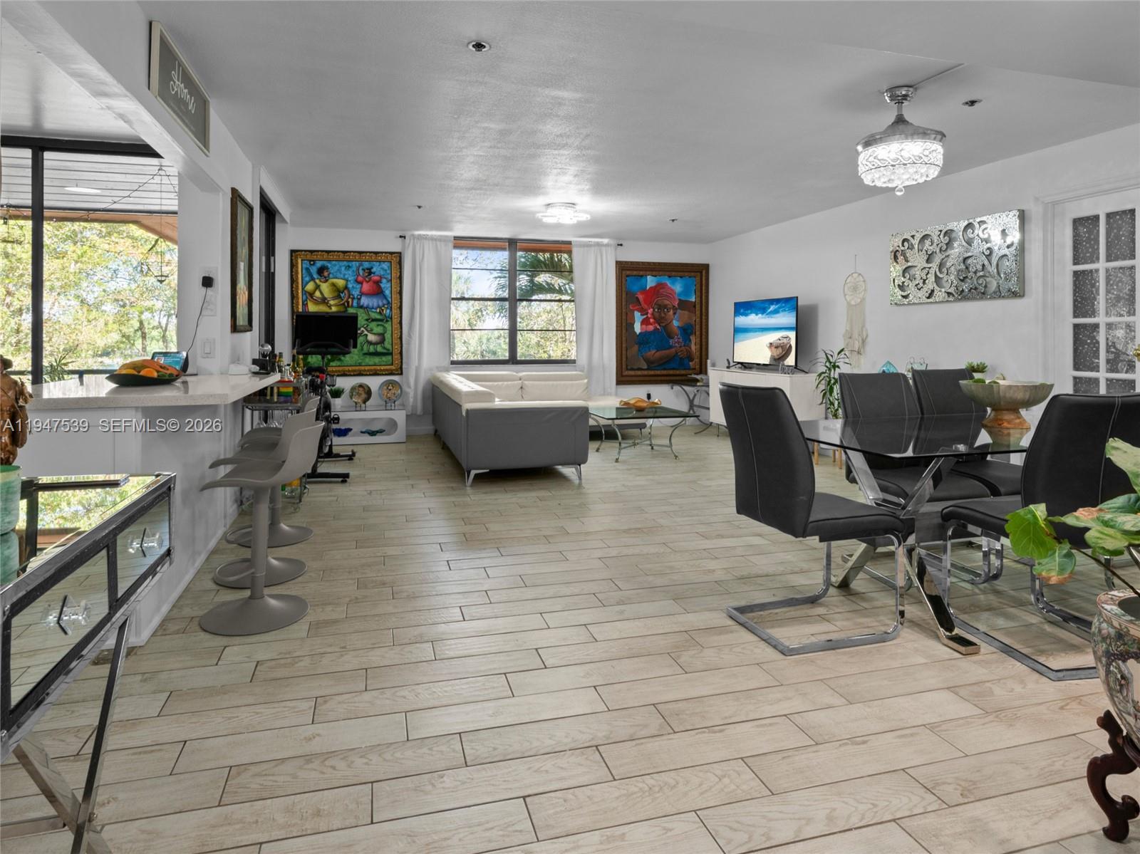 CEDAR GLENN CONDO APTS EA - Residential