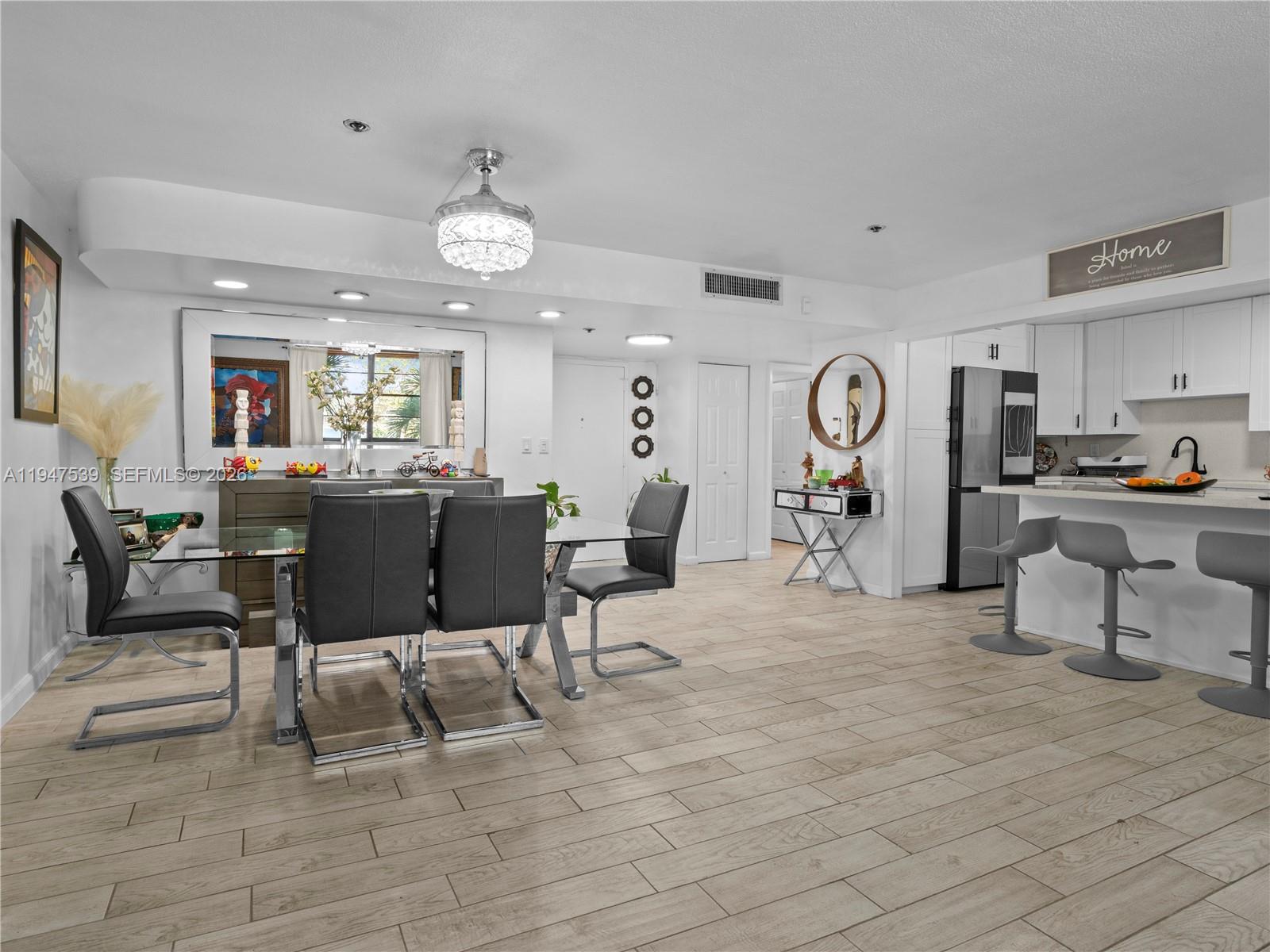 CEDAR GLENN CONDO APTS EA - Residential