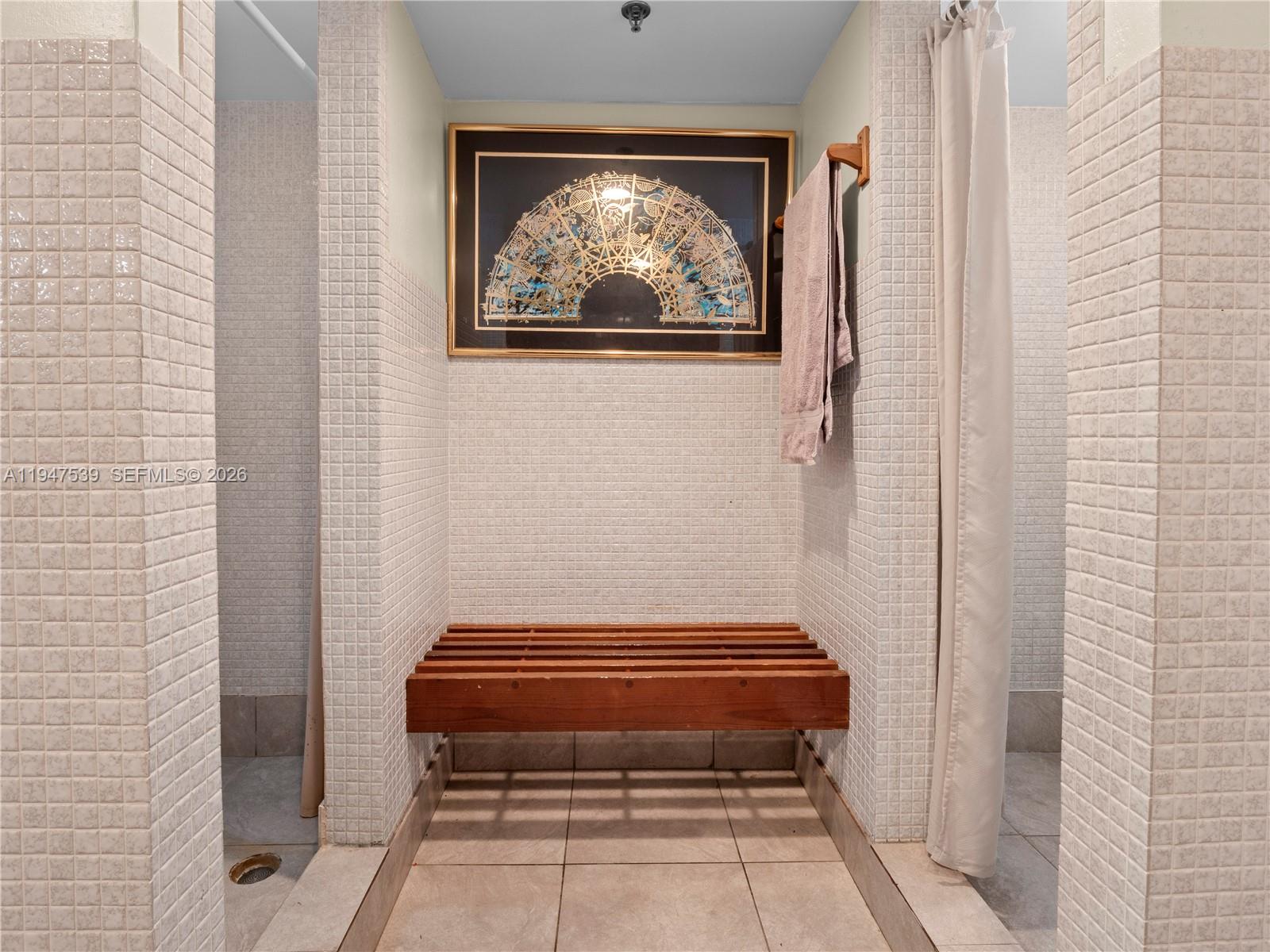 CEDAR GLENN CONDO APTS EA - Residential