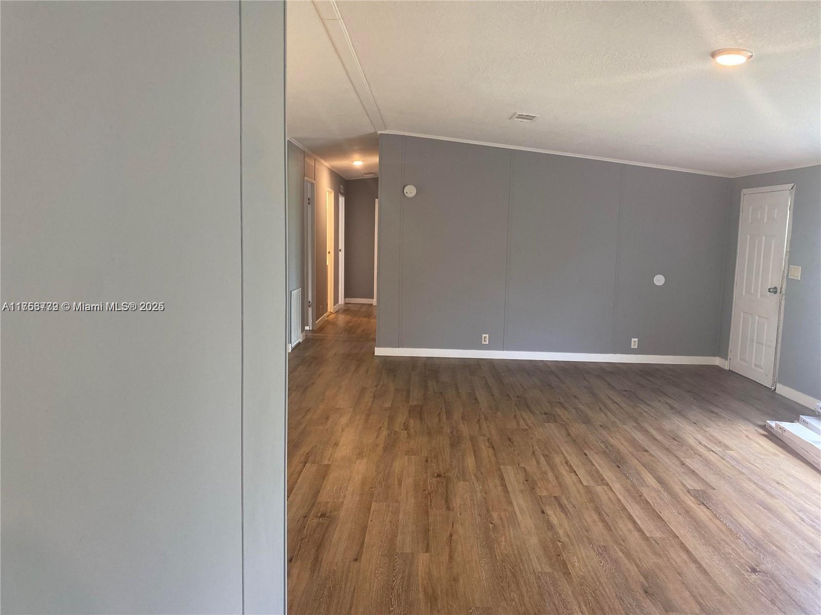 GATEWAY ESTATES PARK COND - Residential