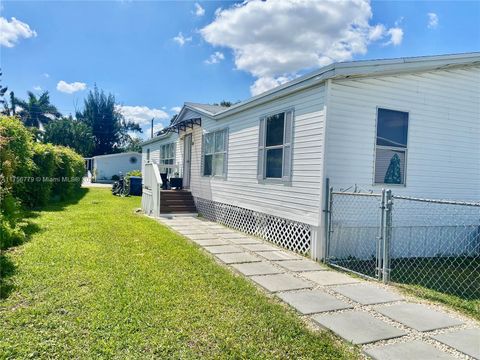 Miami-Dade County Mobile Homes for sale 42 35250 SW 177th Ct unit 188 Homestead FL 33034