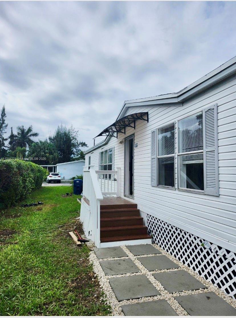 GATEWAY ESTATES PARK COND - Residential