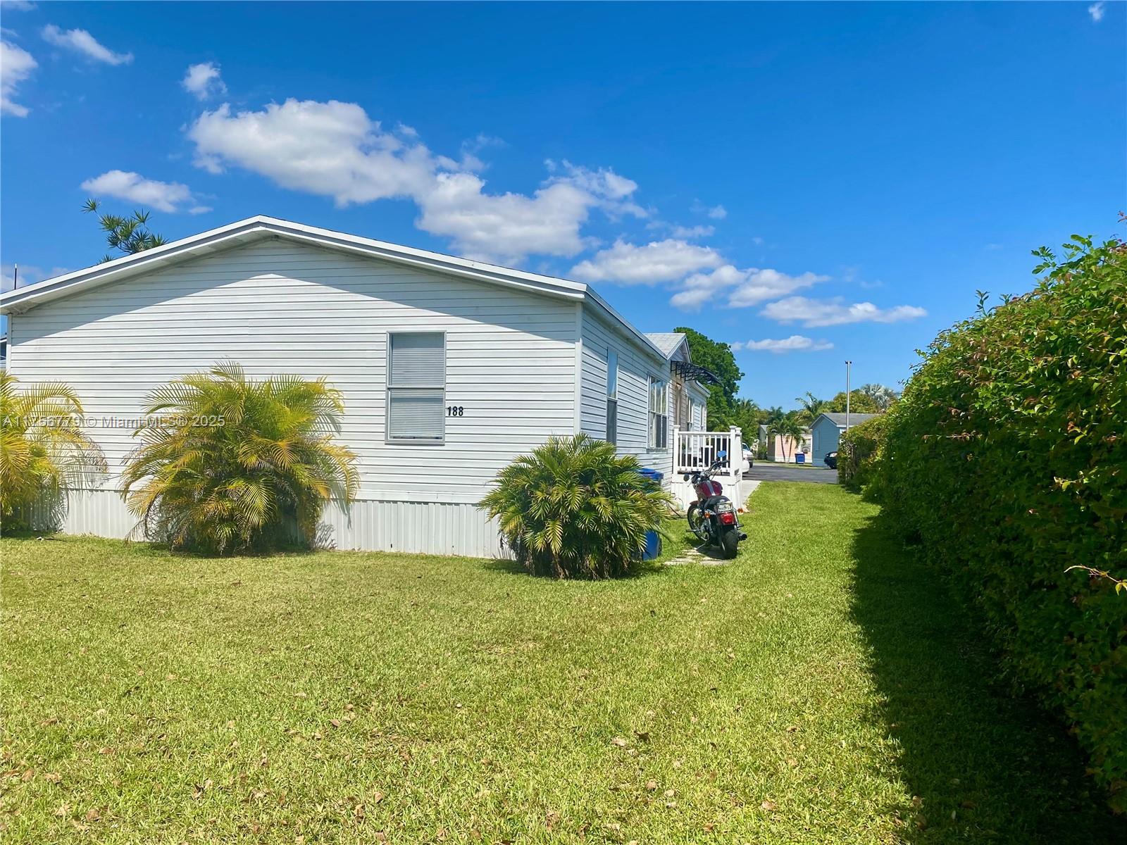 GATEWAY ESTATES PARK COND - Residential