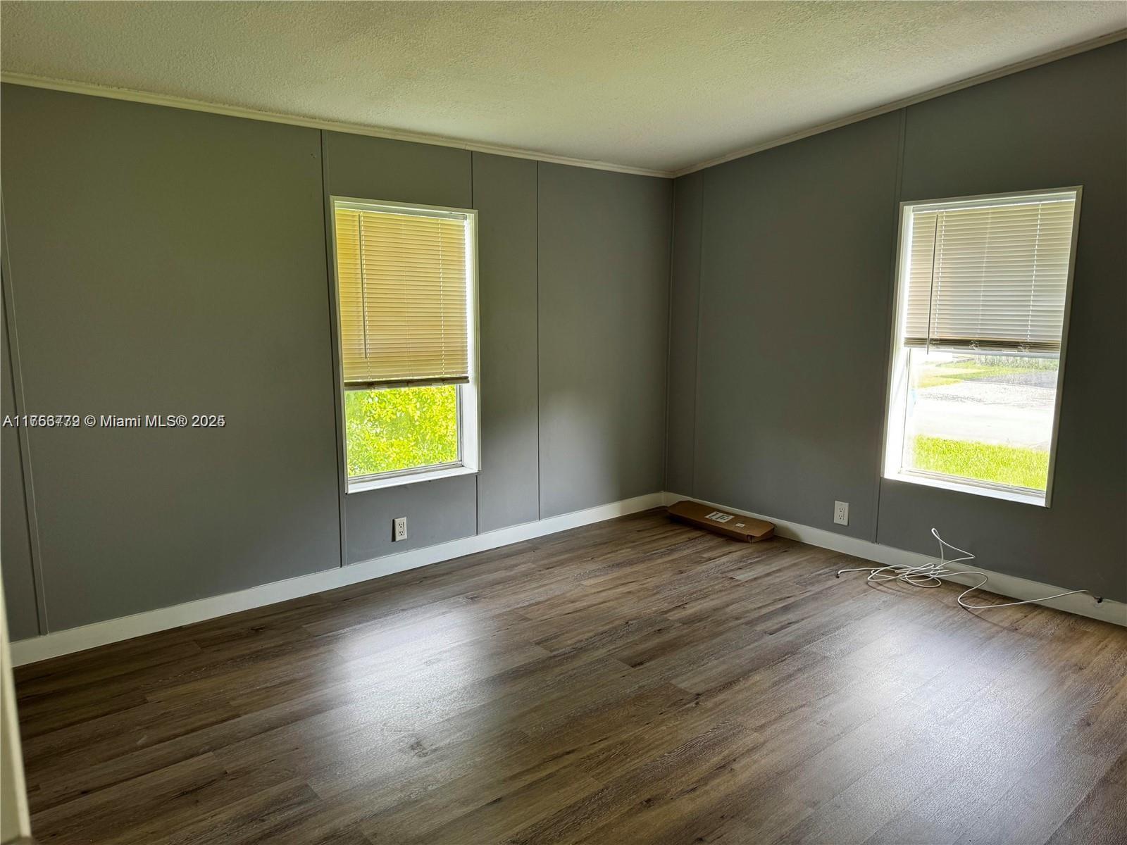 GATEWAY ESTATES PARK COND - Residential