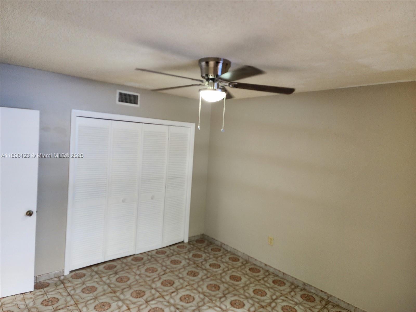 TOWN OF HIALEAH 1ST AMD - Residential Lease
