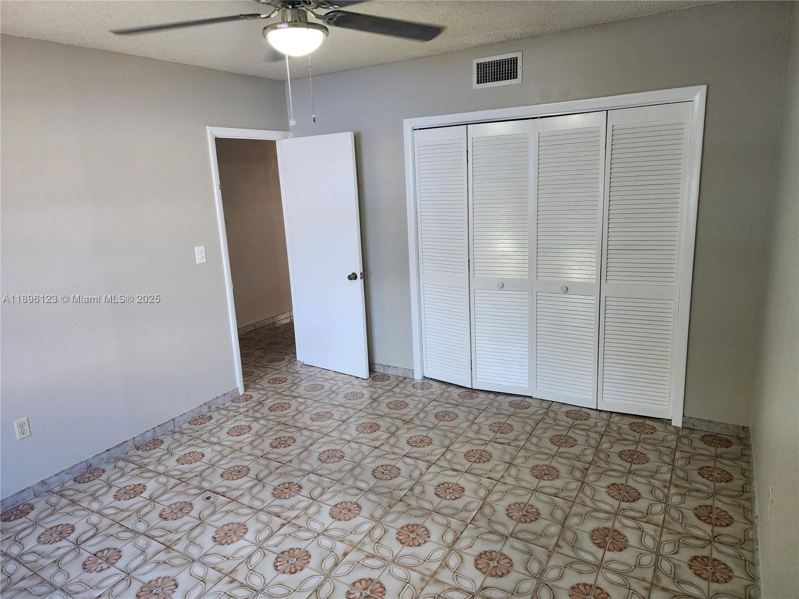 TOWN OF HIALEAH 1ST AMD - Residential Lease