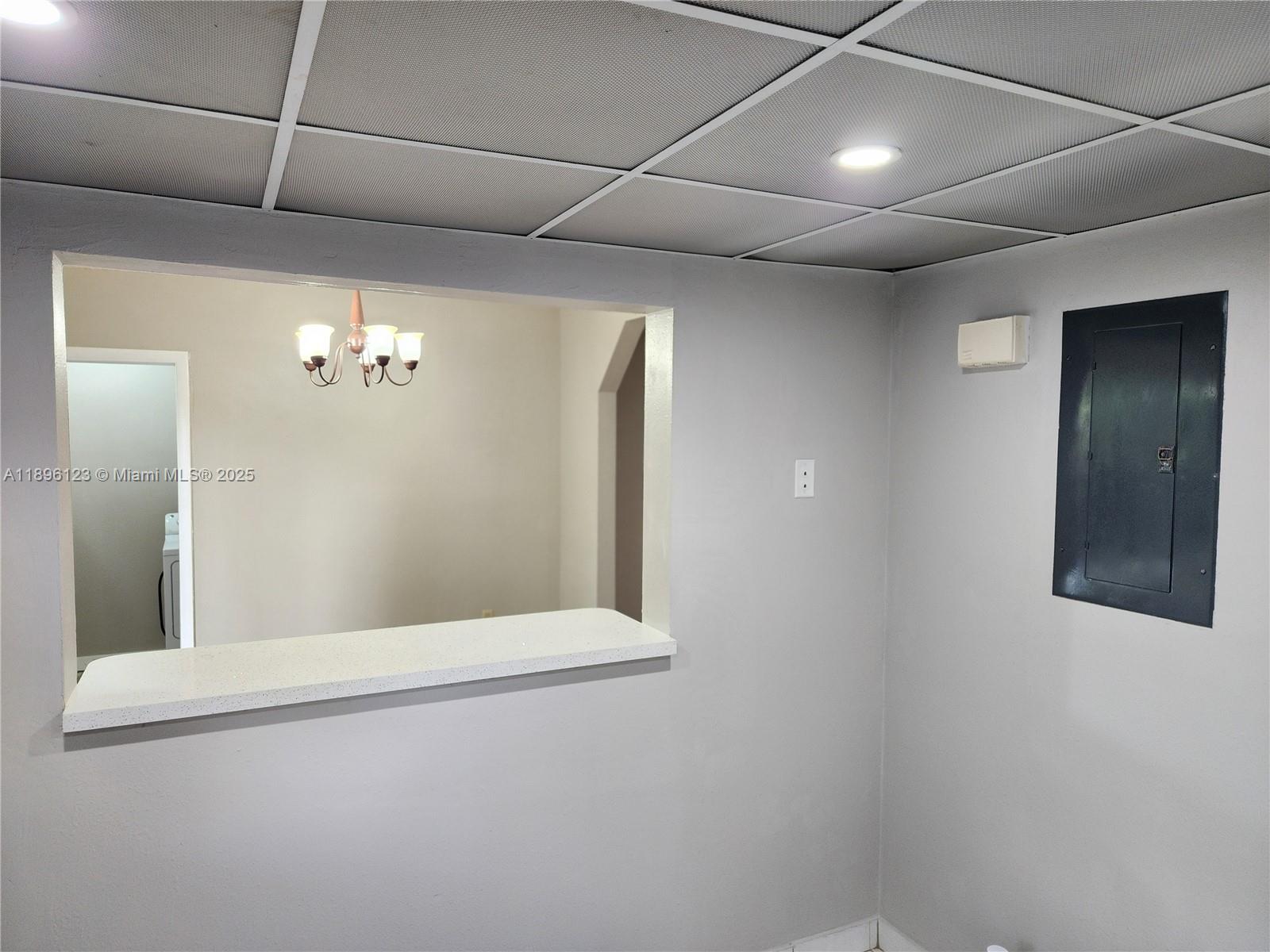 TOWN OF HIALEAH 1ST AMD - Residential Lease