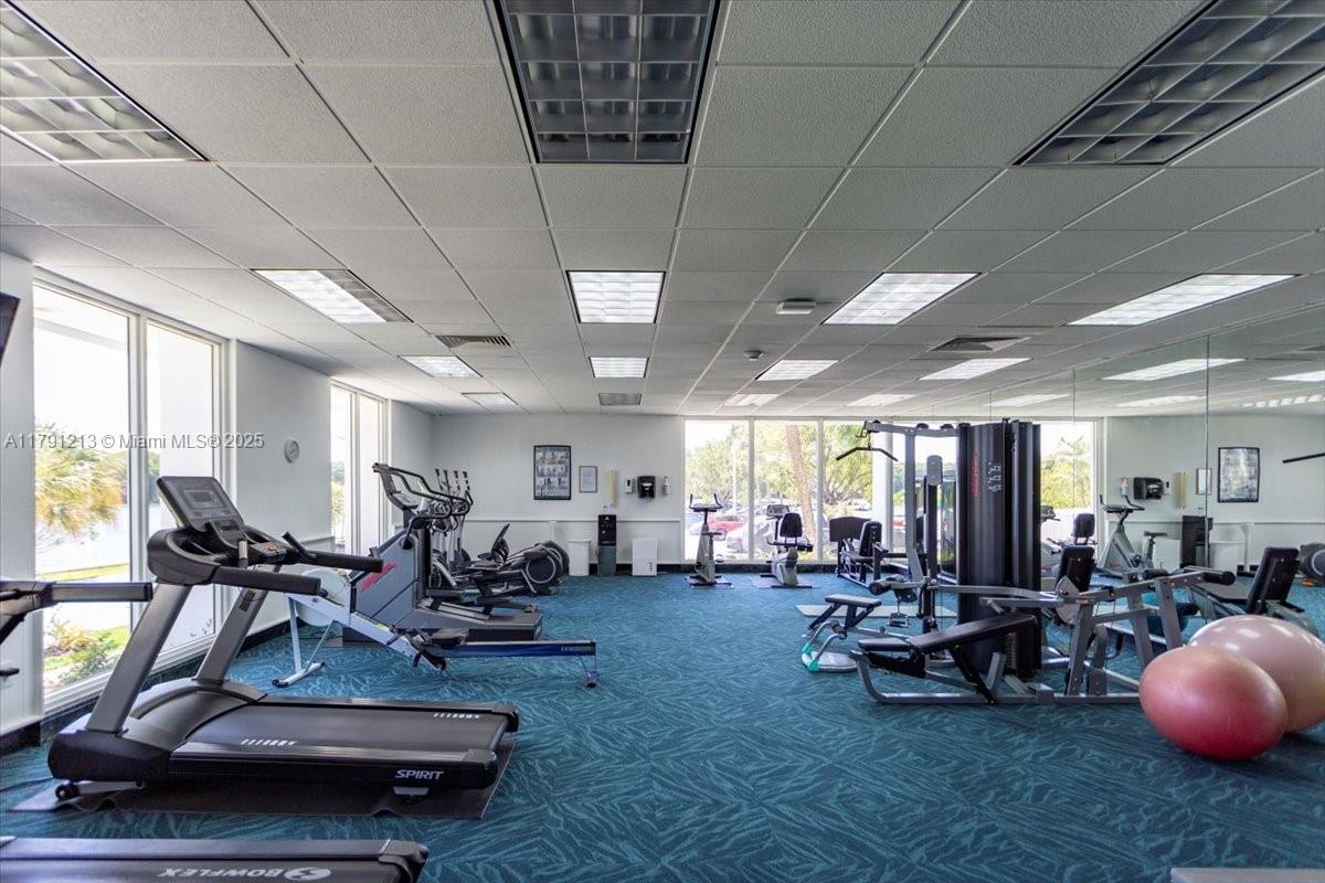 ARLEN HOUSE WEST CONDO - Residential