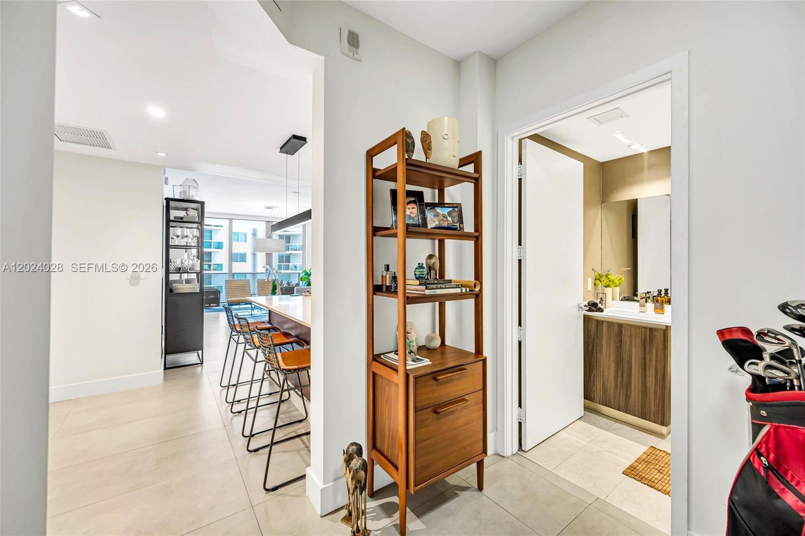 ARIA ON THE BAY CONDO - Residential