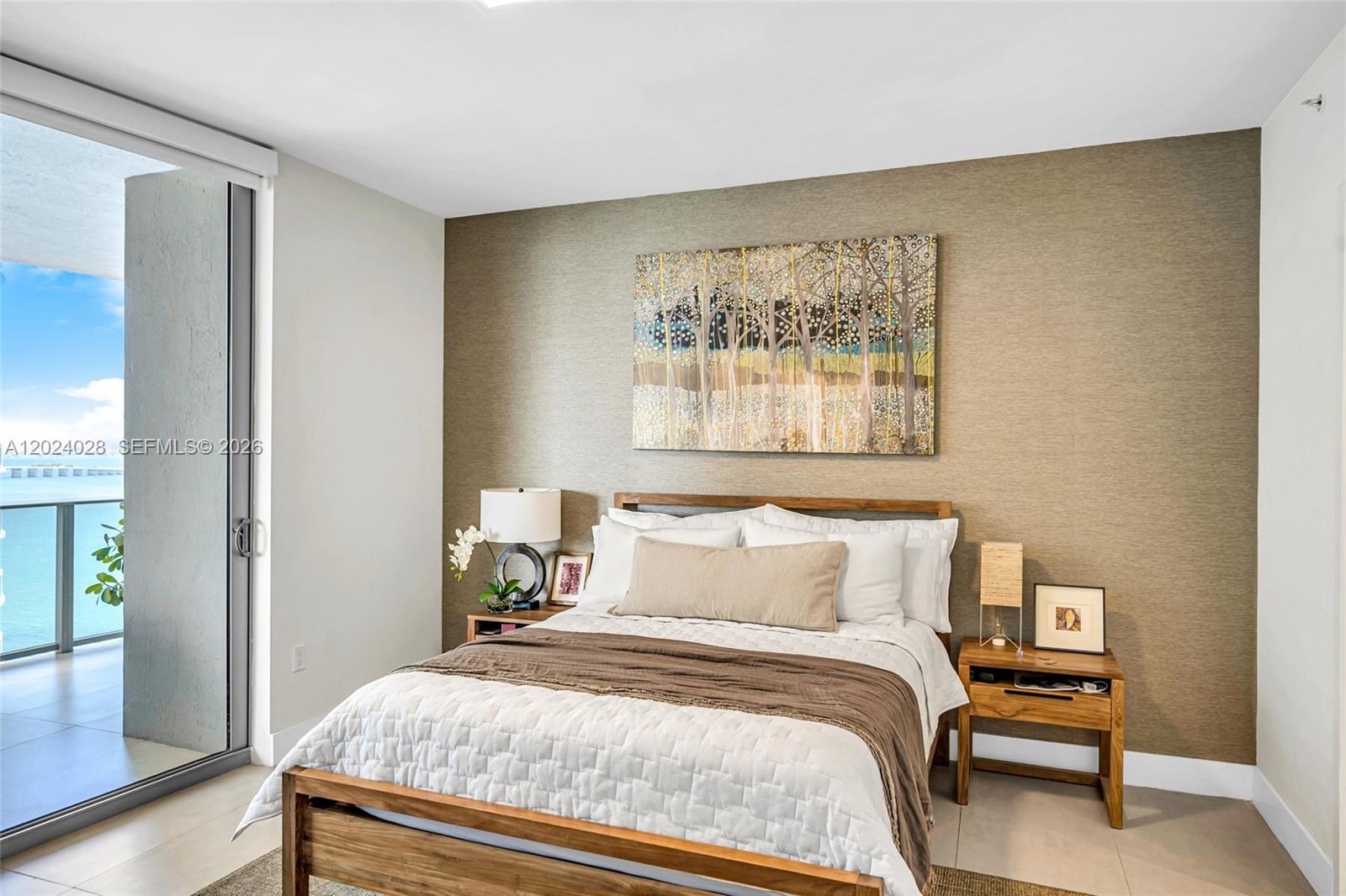 ARIA ON THE BAY CONDO - Residential