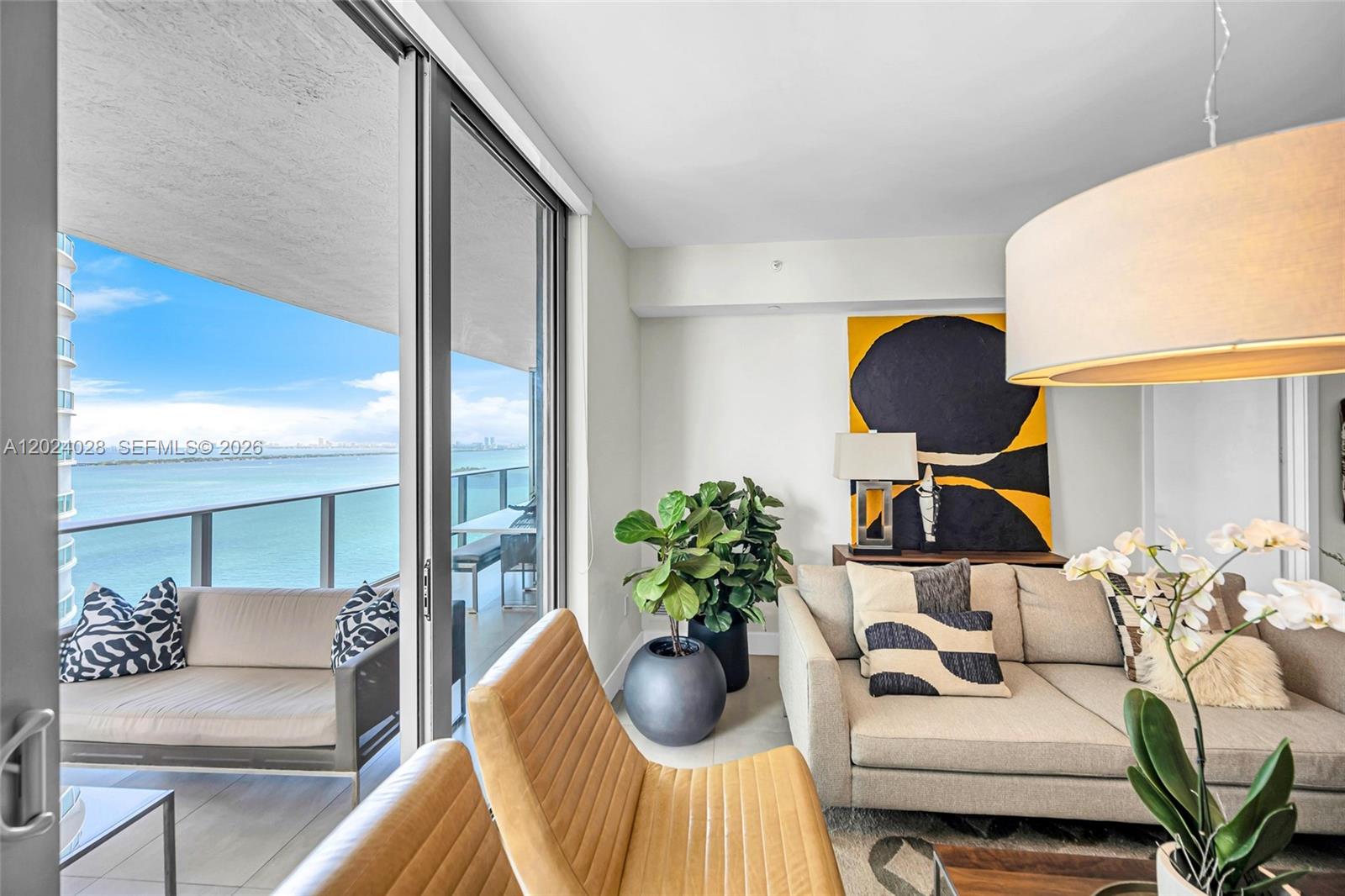 ARIA ON THE BAY CONDO - Residential