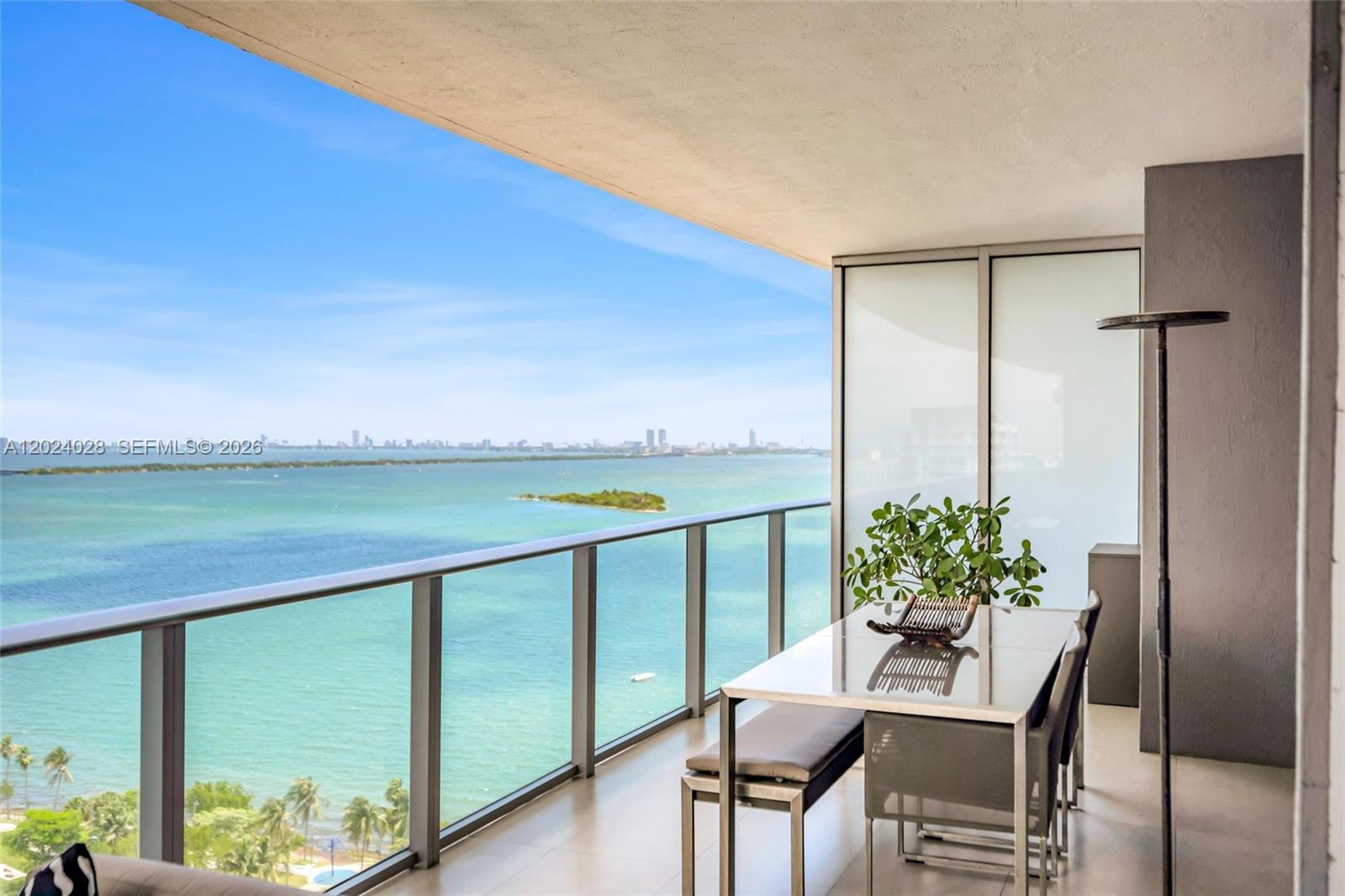 ARIA ON THE BAY CONDO - Residential