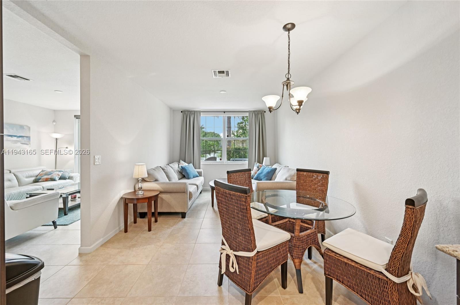 COLONY LAKE - Residential