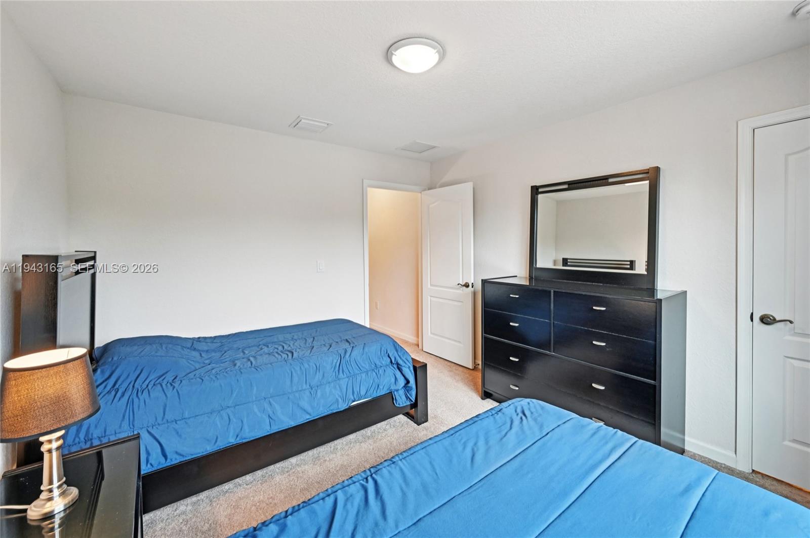 COLONY LAKE - Residential