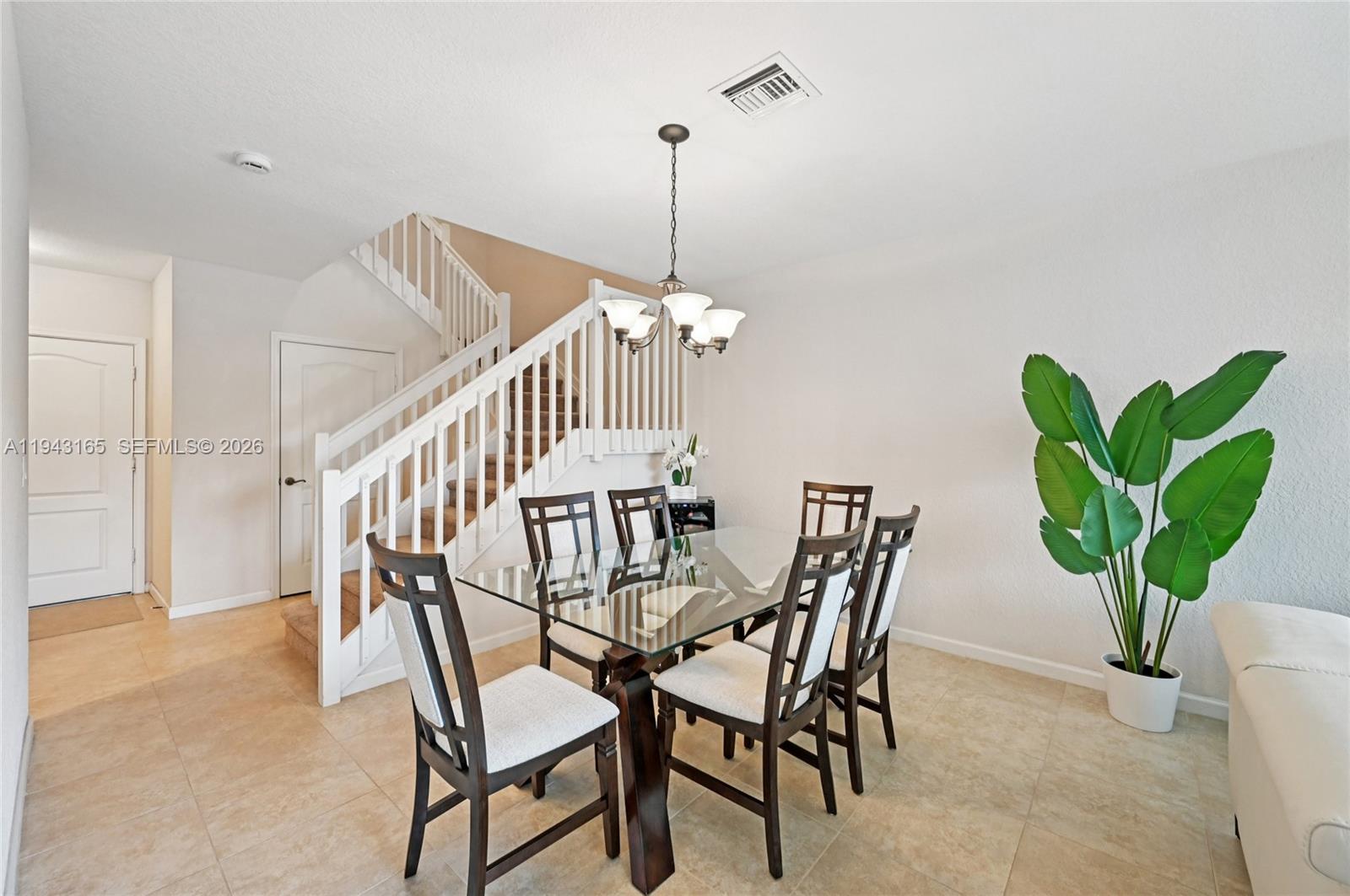 COLONY LAKE - Residential