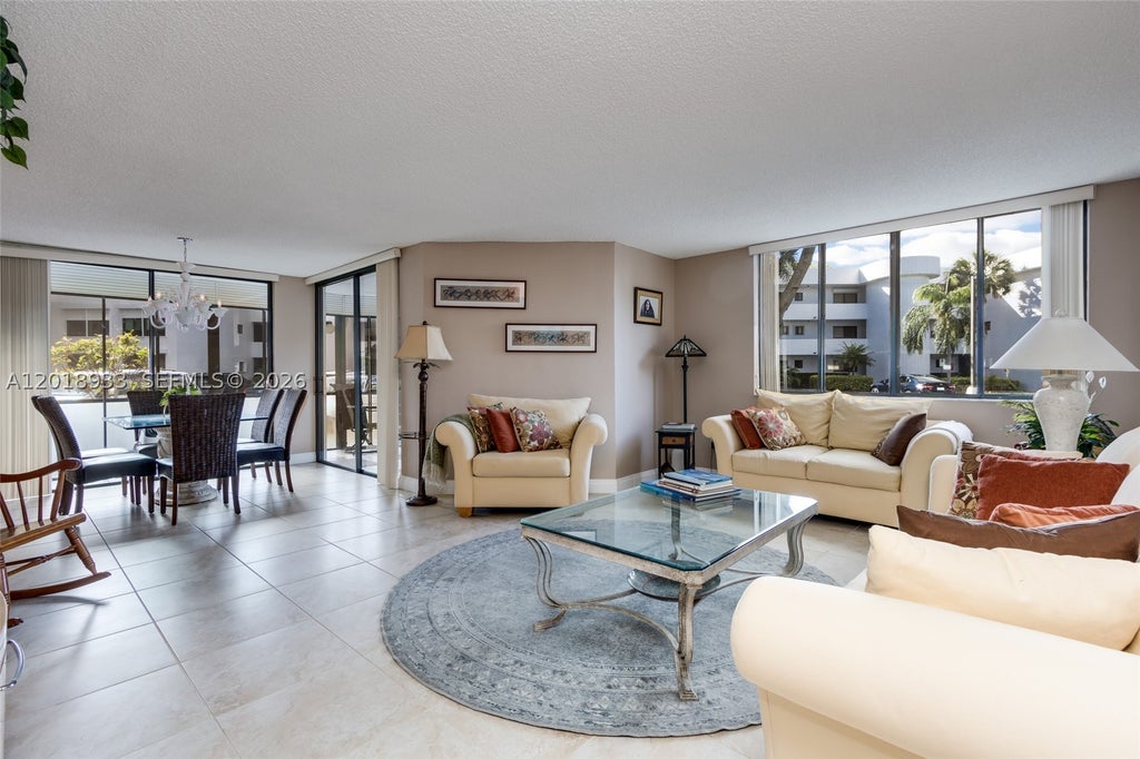 Photo of 1410 Sheridan St #9I, Hollywood, FL 33020 (MLS # A12018933)