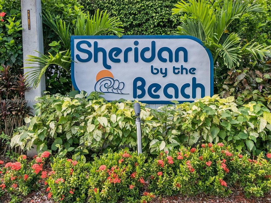 Photo of 1410 Sheridan St #9I, Hollywood, FL 33020 (MLS # A12018933)