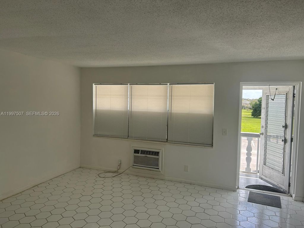 Photo of 89 Berkshire D #89, West Palm Beach, FL 33417 (MLS # A11997507)