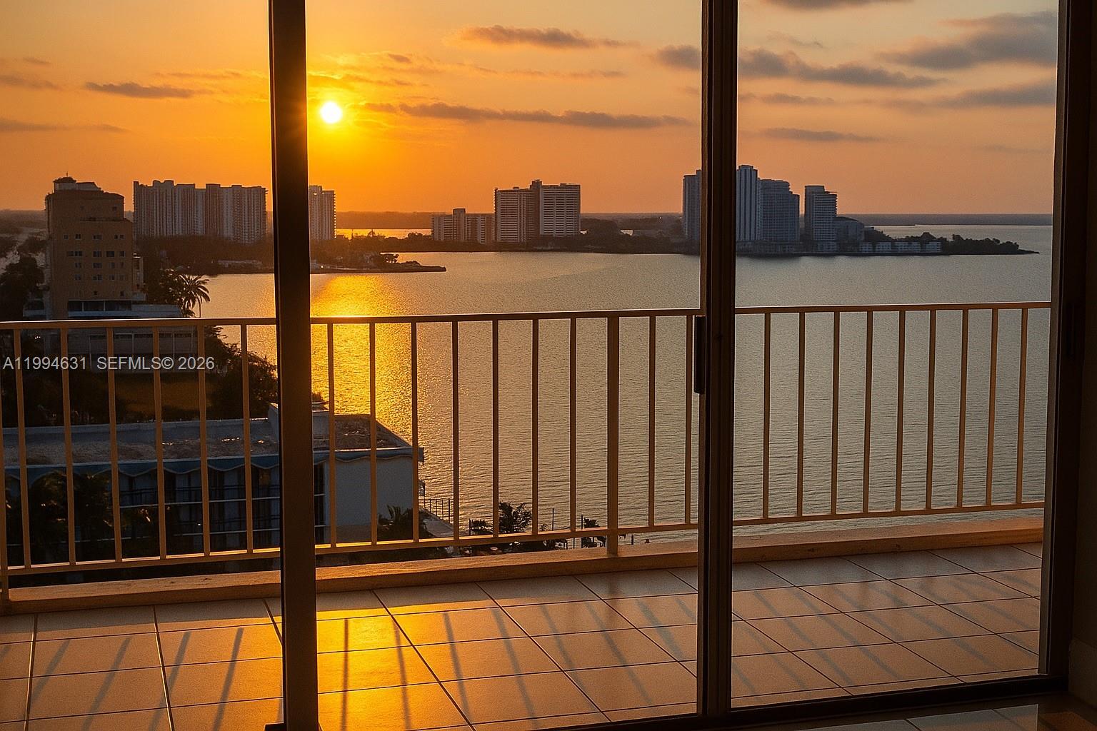 KENNEDY HOUSE CONDO - Residential