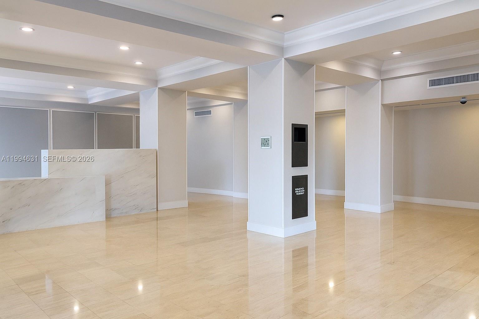 KENNEDY HOUSE CONDO - Residential