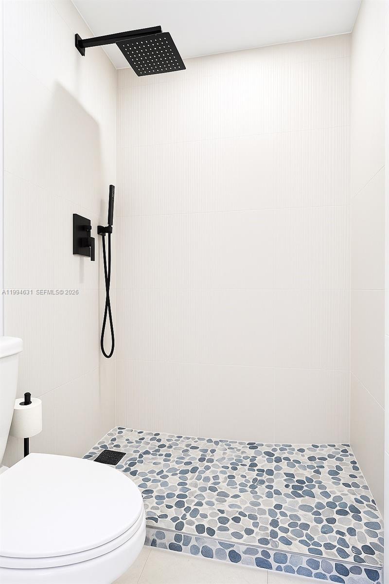 KENNEDY HOUSE CONDO - Residential