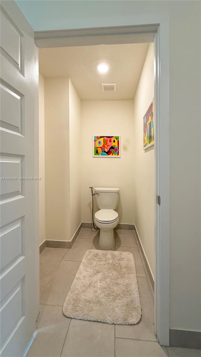 DOWNTOWN DORAL SOUTH PHAS - Residential