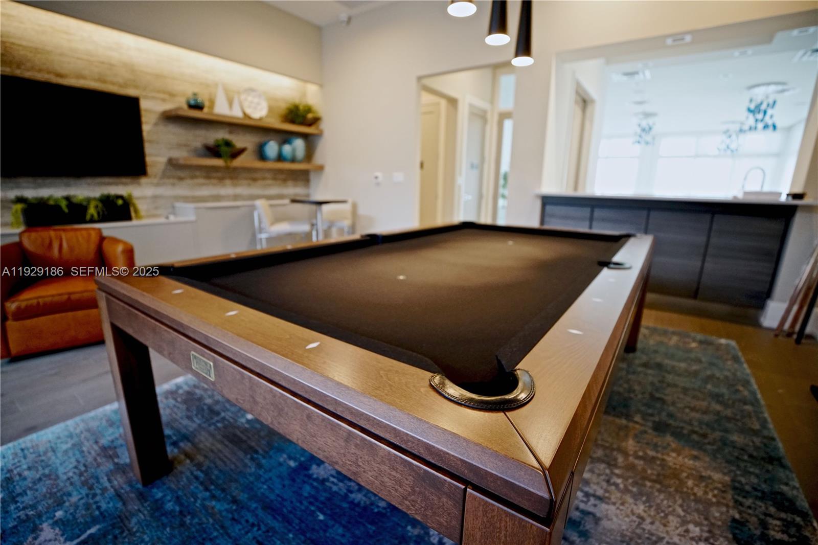 DOWNTOWN DORAL SOUTH PHAS - Residential