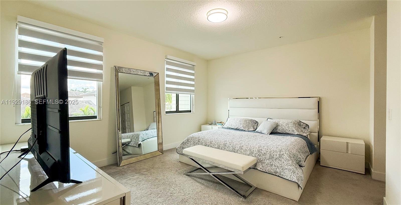 DOWNTOWN DORAL SOUTH PHAS - Residential