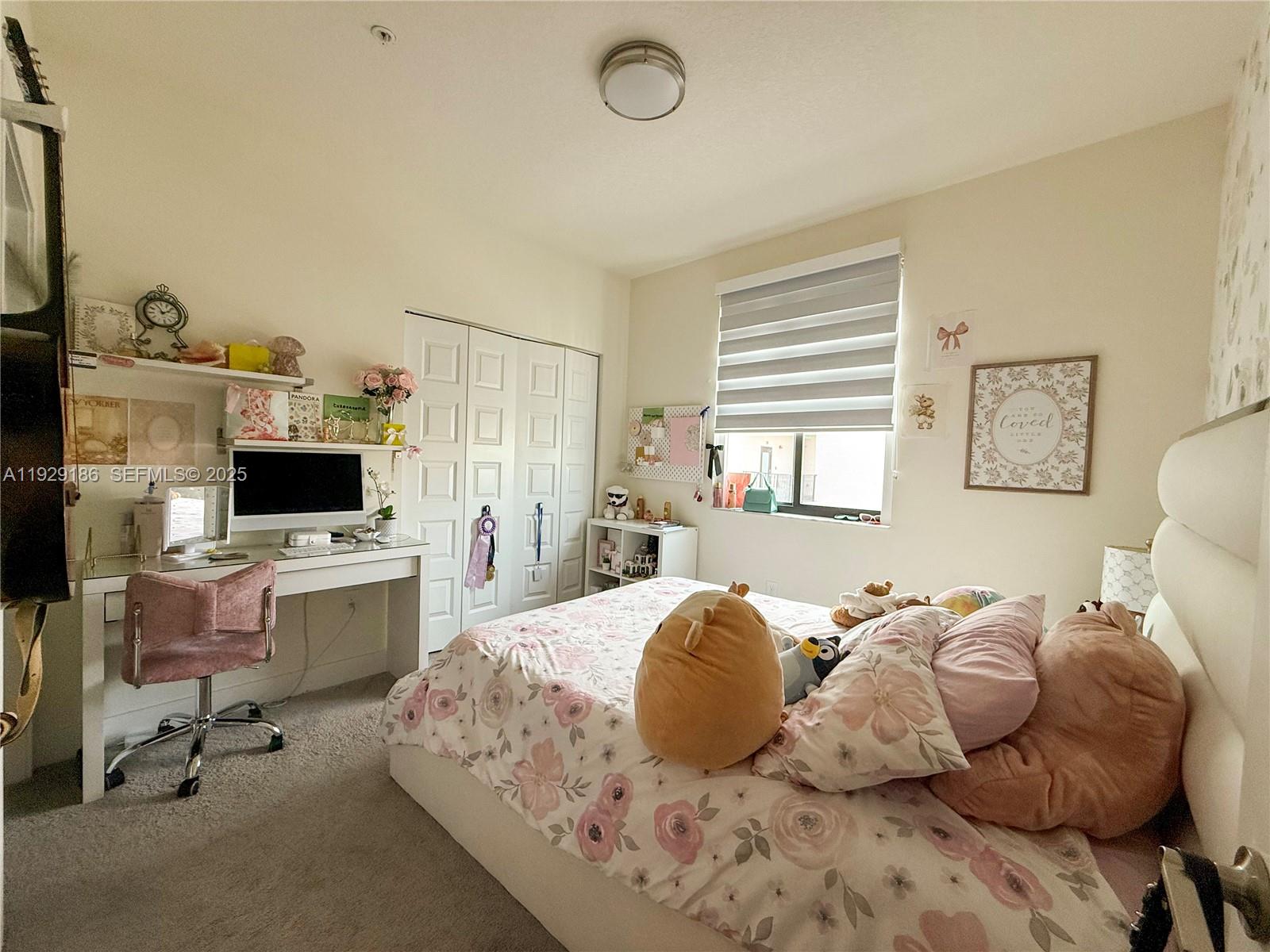 DOWNTOWN DORAL SOUTH PHAS - Residential