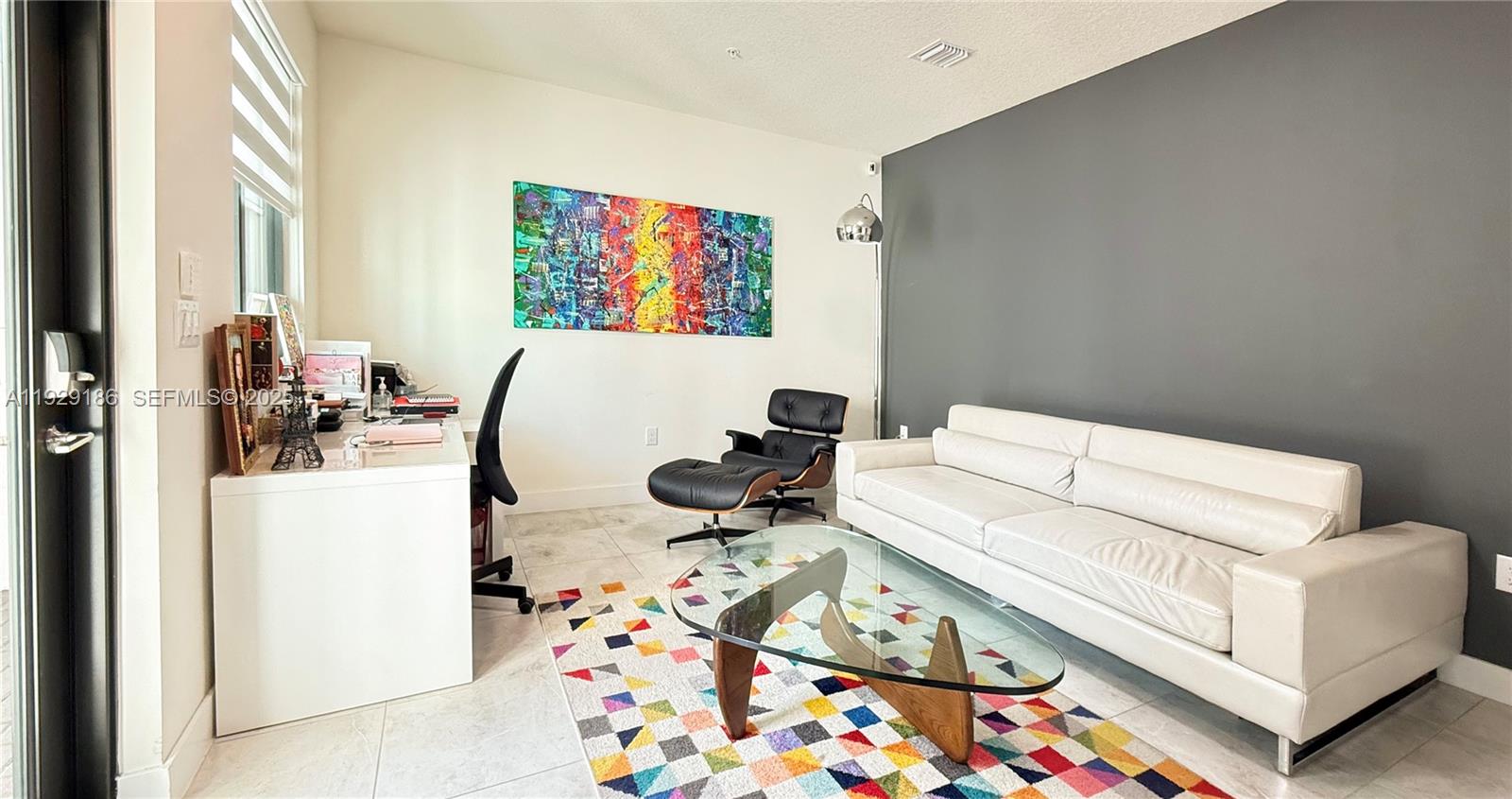 DOWNTOWN DORAL SOUTH PHAS - Residential