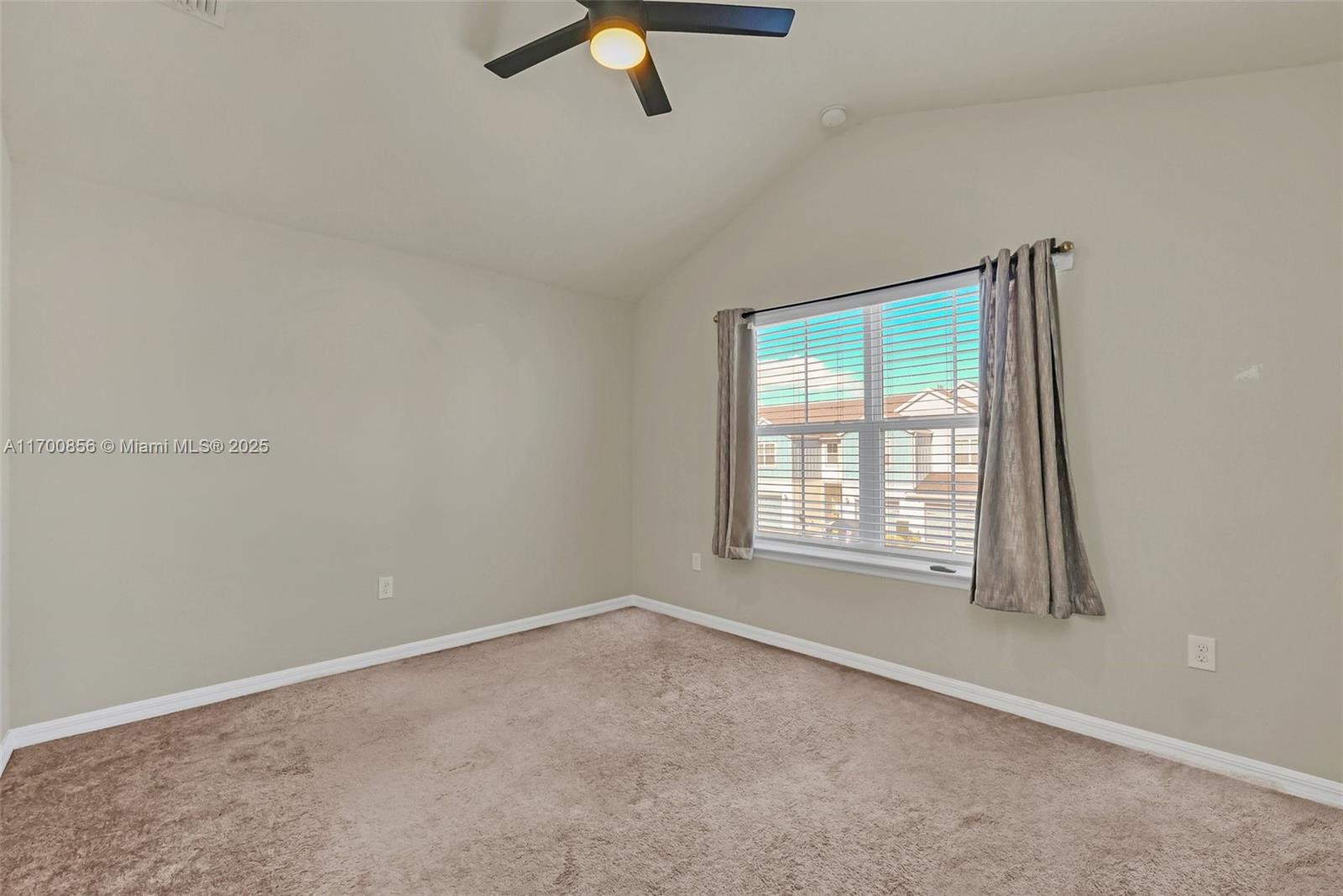 SOMERSET XINGS TR F REP - Residential