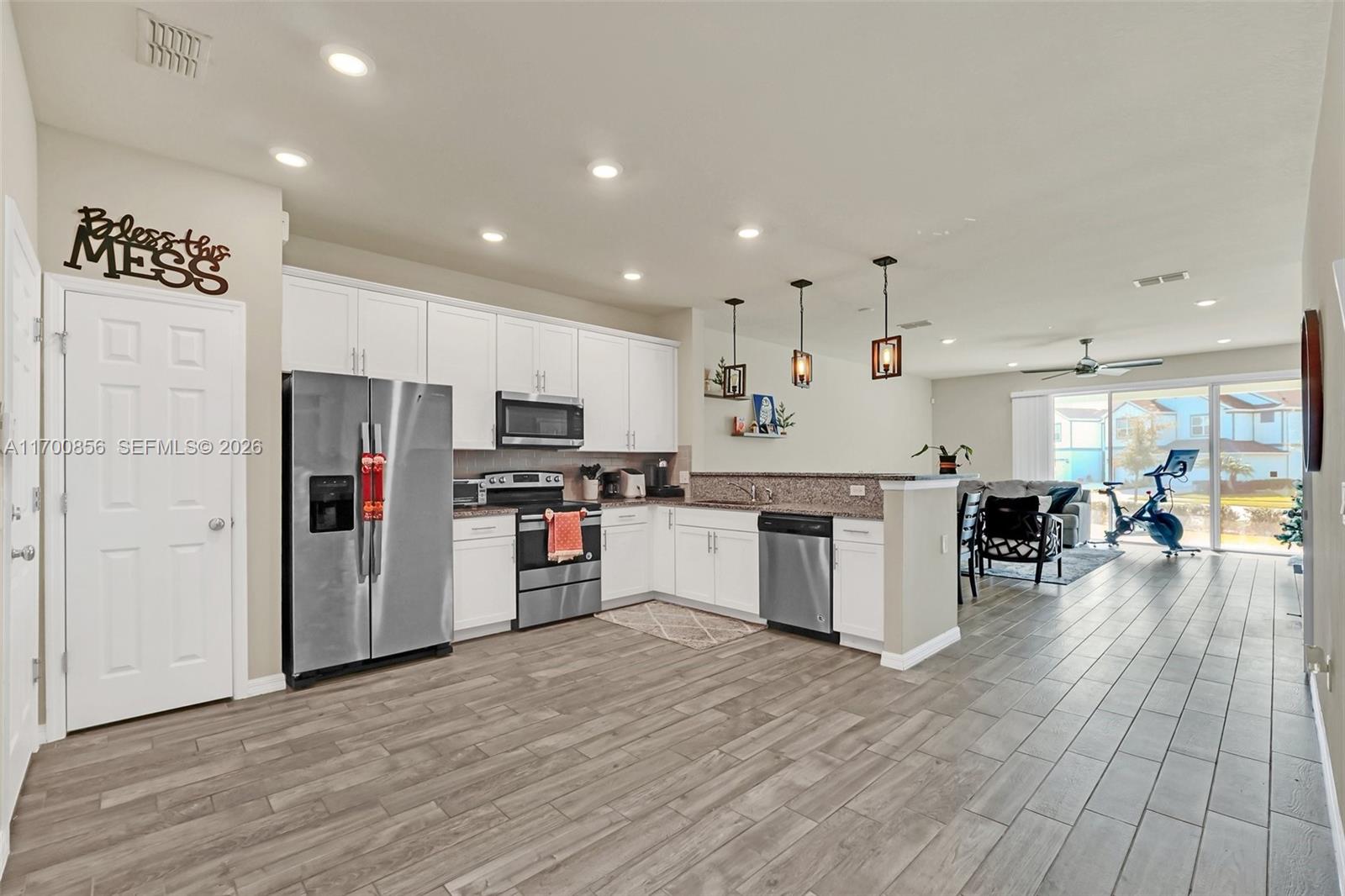 SOMERSET XINGS TR F REP - Residential