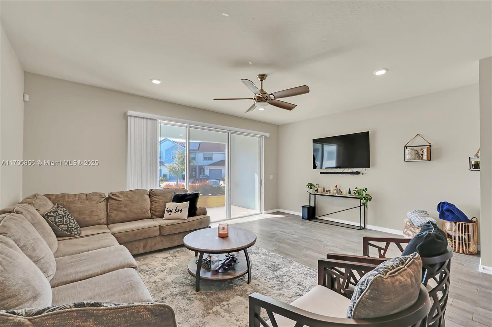 SOMERSET XINGS TR F REP - Residential