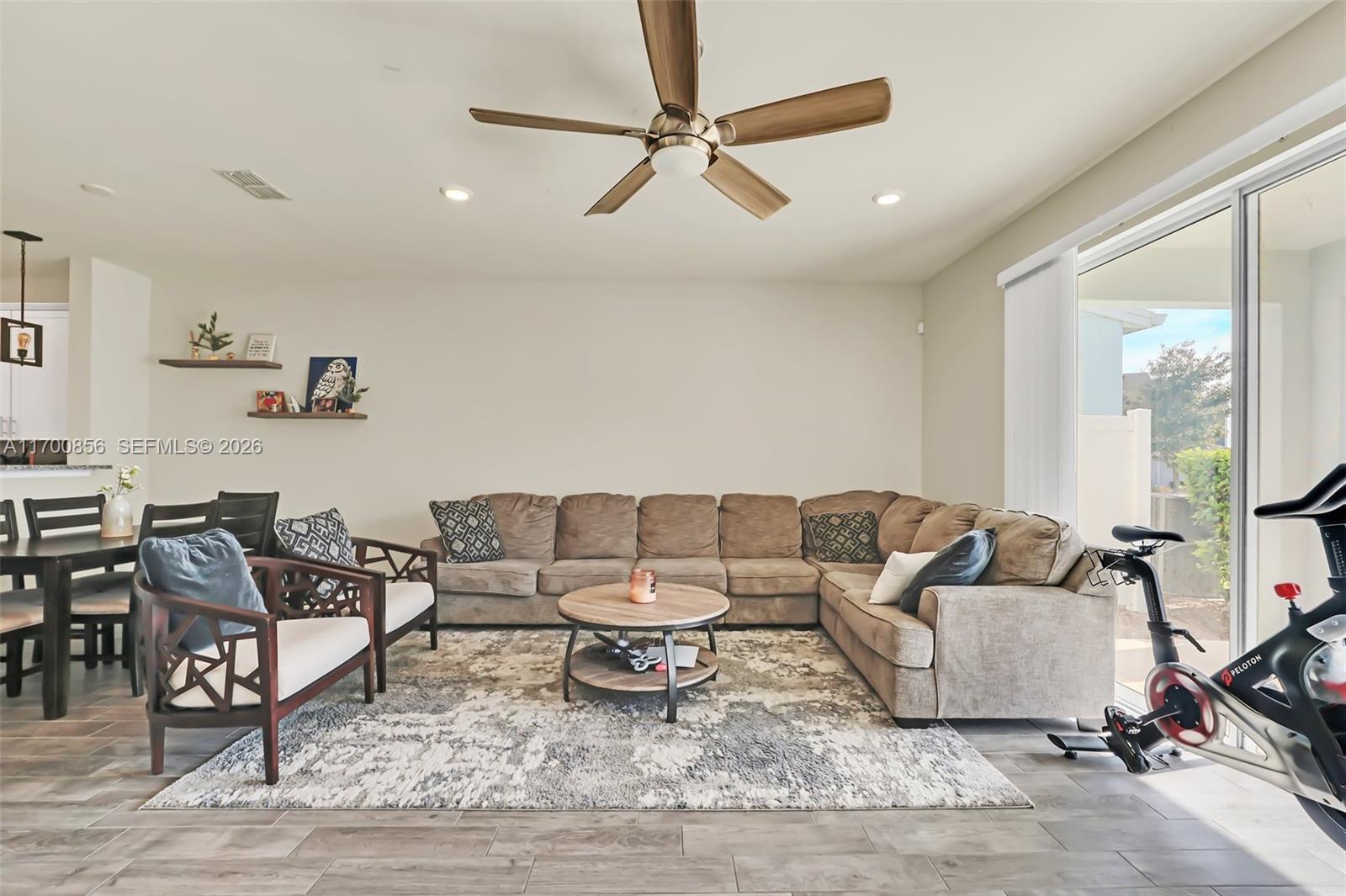 SOMERSET XINGS TR F REP - Residential