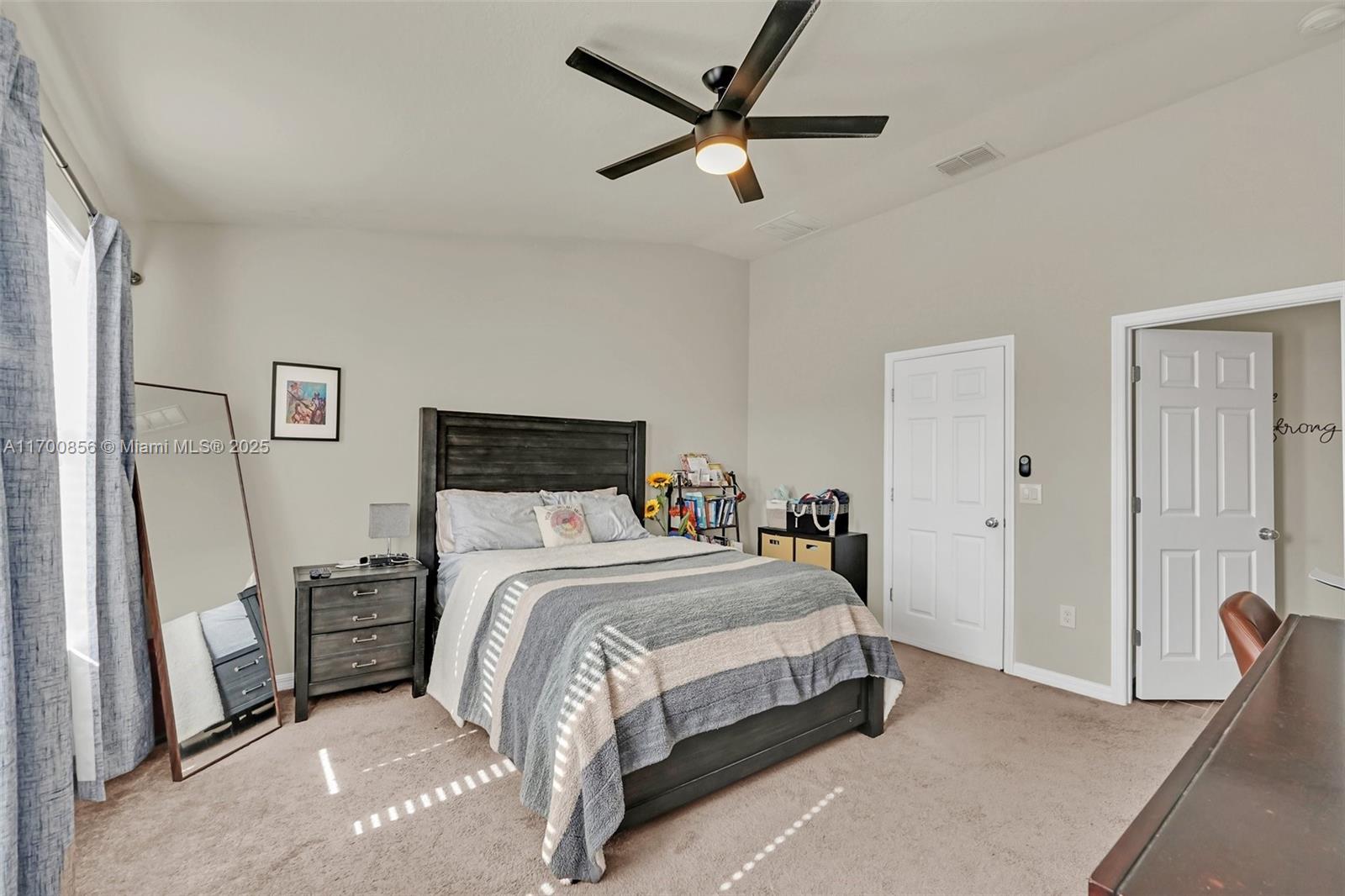 SOMERSET XINGS TR F REP - Residential