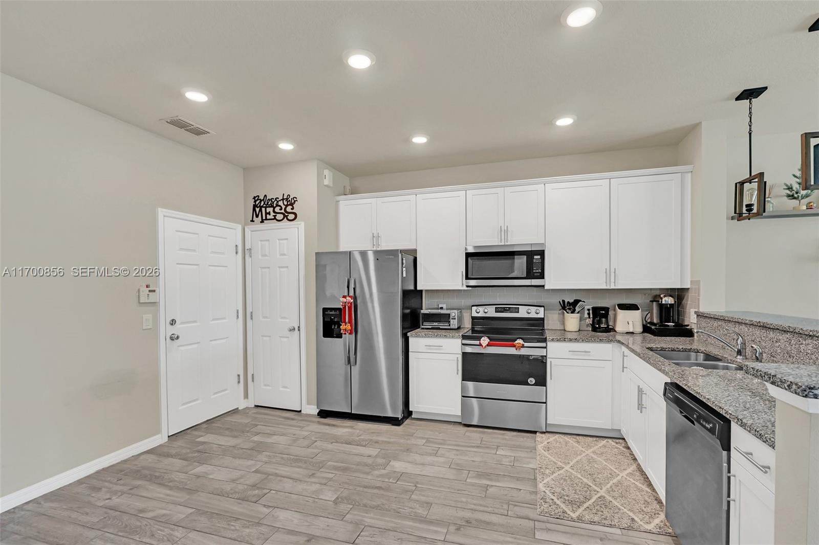 SOMERSET XINGS TR F REP - Residential