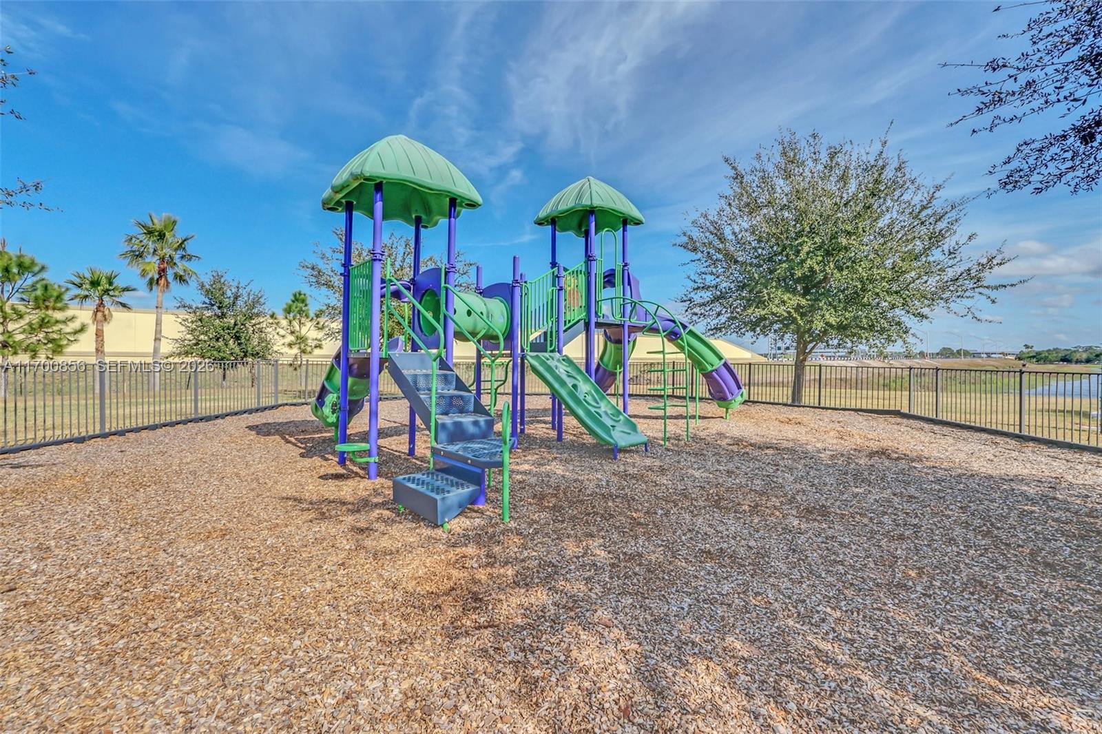 SOMERSET XINGS TR F REP - Residential
