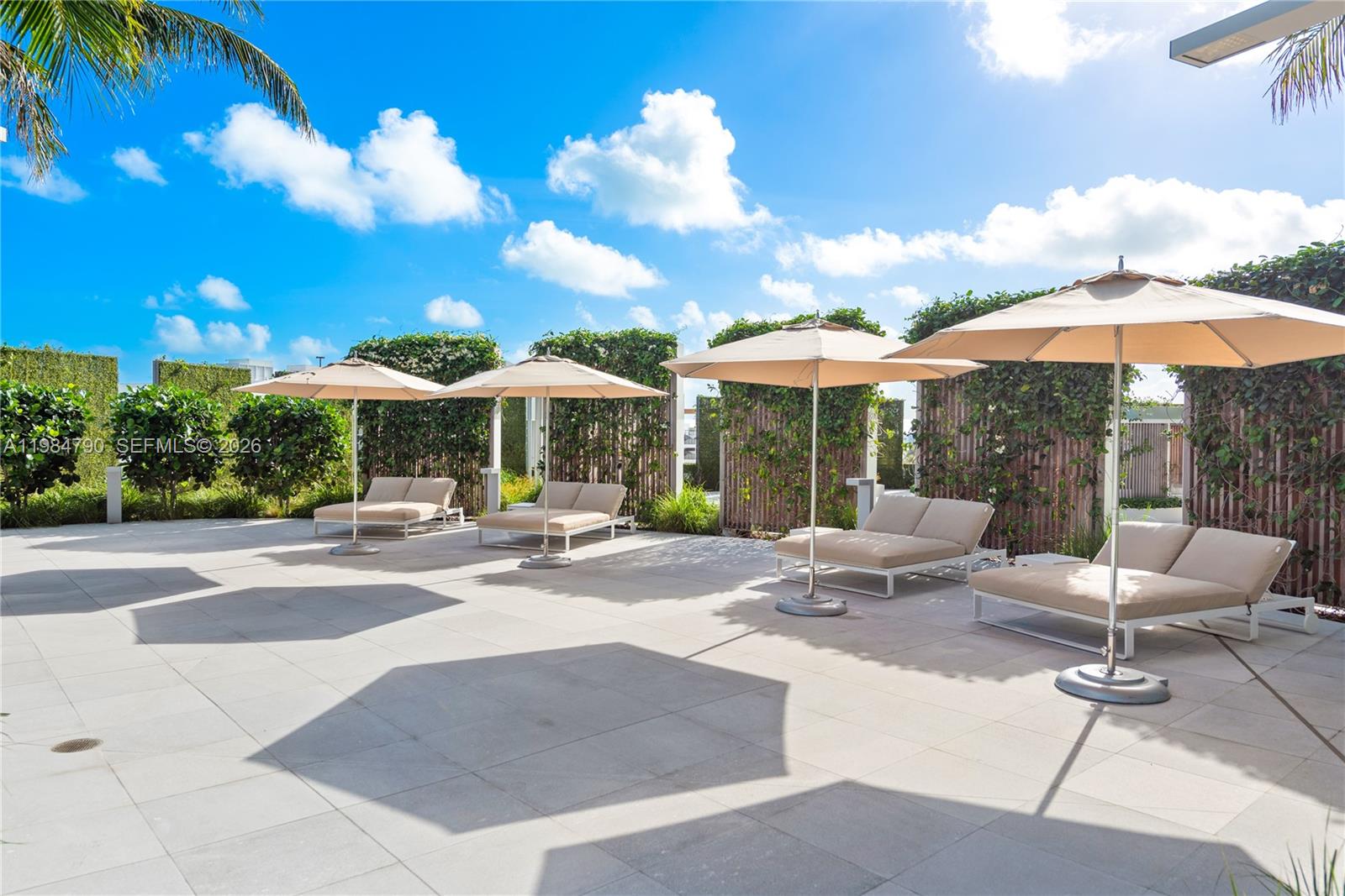 ICON SOUTH BEACH - Residential Lease