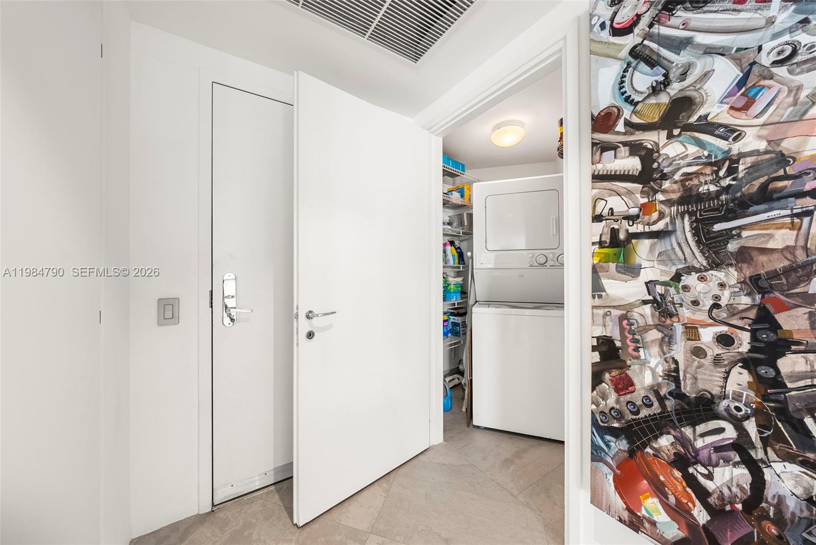 ICON SOUTH BEACH - Residential Lease