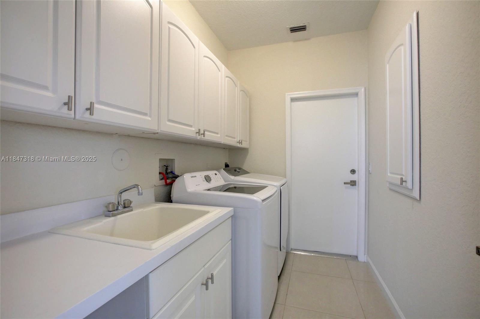 Eagle Run - Residential Lease