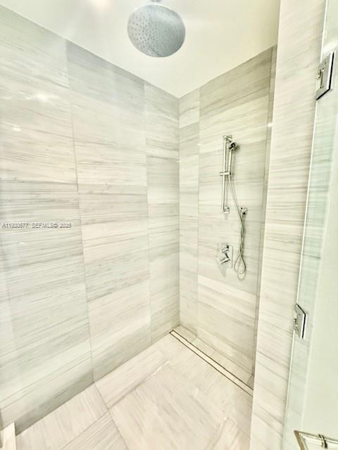 JADE SIGNATURE CONDO - Residential Lease