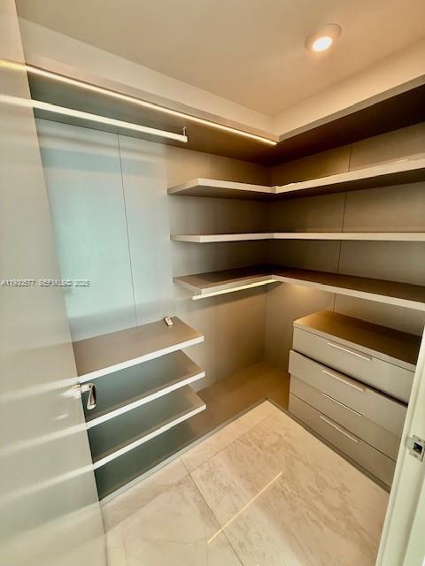 JADE SIGNATURE CONDO - Residential Lease