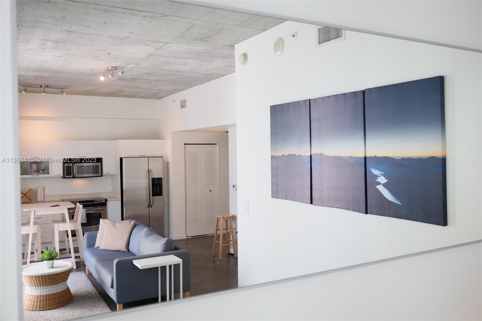 THE LOFT DOWNTOWN II COND - Residential Lease