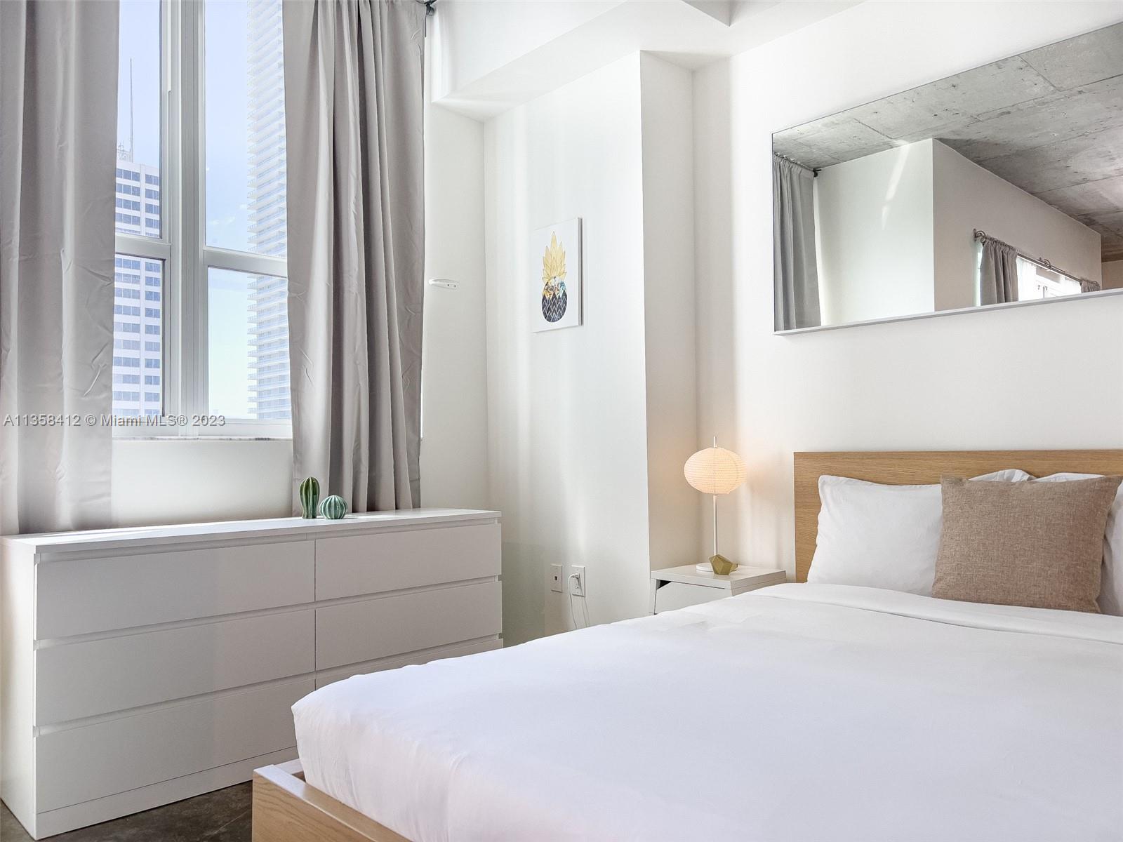 THE LOFT DOWNTOWN II COND - Residential Lease