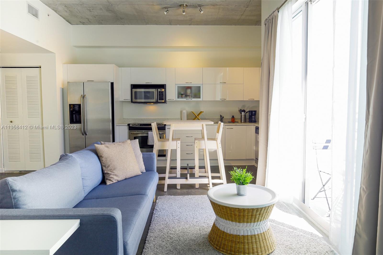 THE LOFT DOWNTOWN II COND - Residential Lease