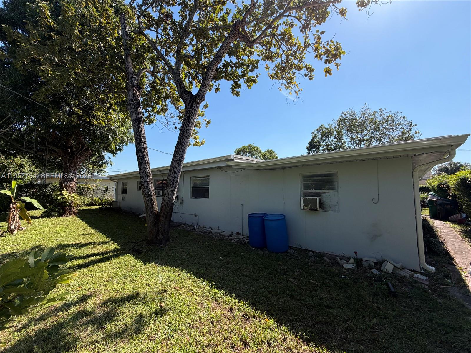 BROWARD ESTATES SEC 2 - Residential